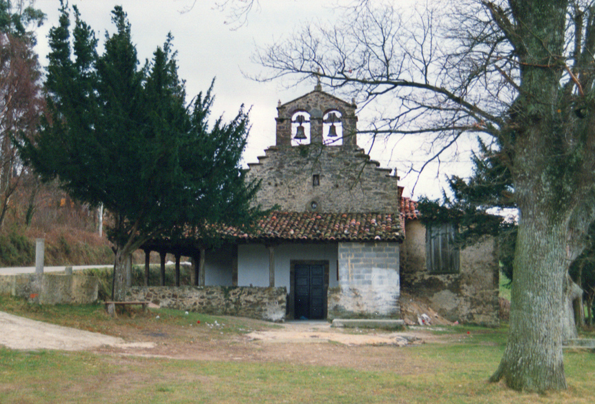 Iglesia de Santa María de Francos en Tineo