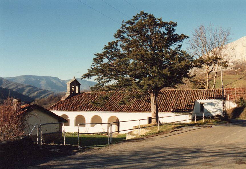 Teverga, Alesga, iglesia, San Salvador